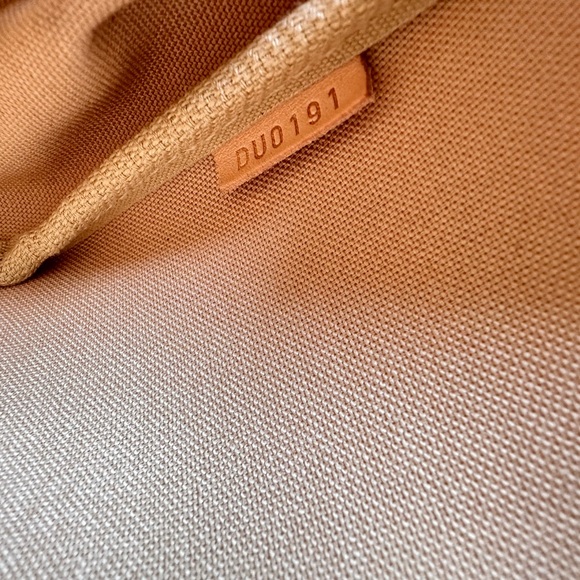 ✨ᴿᵃʳᵉ✨LOUIS VUITTON Eva Clutch Damier Azur - Picture 9 of 17